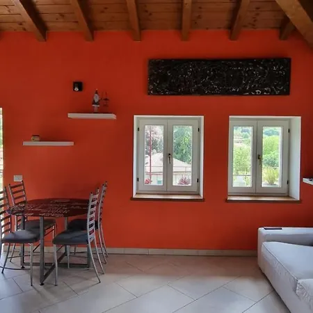 Ranalista Apartment Castelveccana